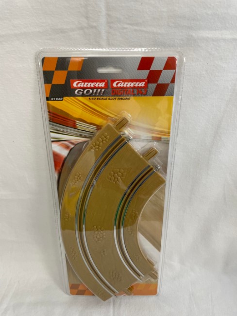 Greenhills Carrera GO!!! Dirt Rally Track Standard Curve Pair Ref. 61639 - BNIP - MT765