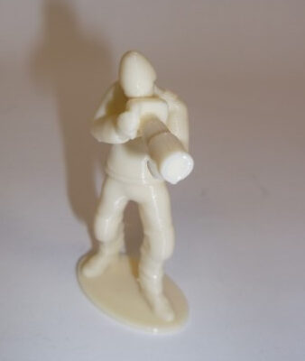 Greenhills Photographer Figure - Unpainted - 1:32 Scale - NEW - MACC568
