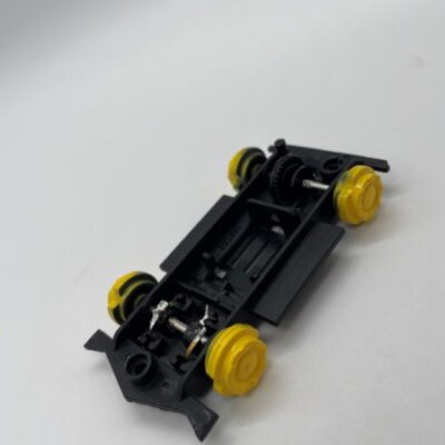 Greenhills Carrera GO!!! Wario Brute Chassis Plate + Axles + Wheels - Used - P8241