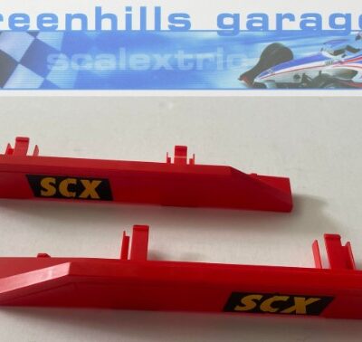 Greenhills SCX Red Bridge Barriers x 2 SA-04.022 - Used - MACC634