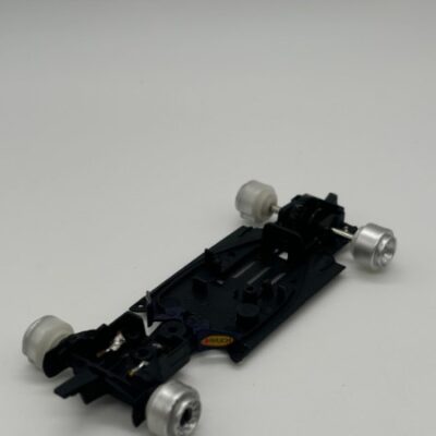 Greenhills Carrera GO!!! Red Bull RB7 Chassis + Wheels + Axles + Magnet - Used - P10200