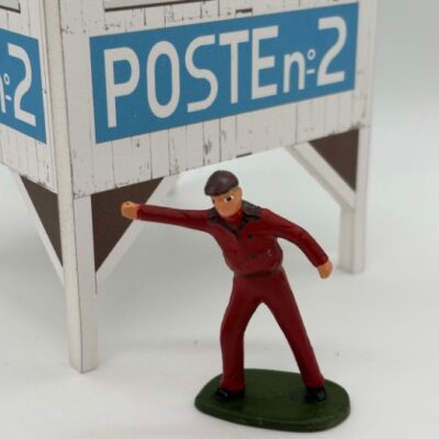 F11281 - Greenhills Painted Trackside Spectator 1.32 Scale for Scalextric Carrera etc - NEW