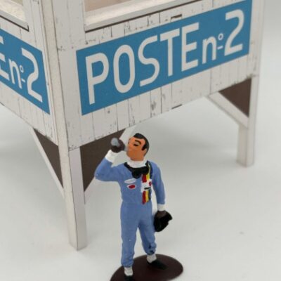 F11291 - Greenhills Painted Drinking Driver 1.32 Scale for Scalextric Carrera etc - NEW