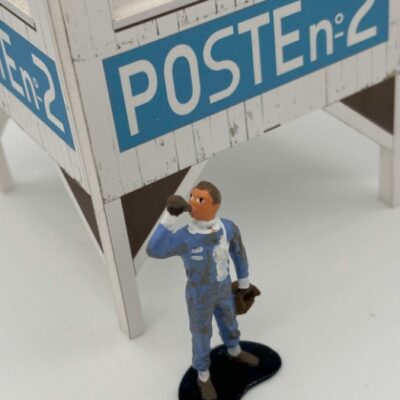 F11311 - Greenhills Painted Drinking Driver 1.32 Scale for Scalextric Carrera etc - NEW