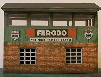 Greenhills Slot Car Building Silverstone Timekeepers Hut Kit 1:43 Scale - Brand New - MACC313