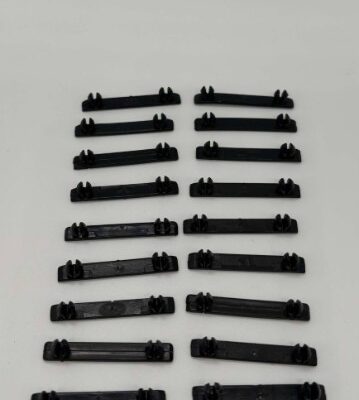 Greenhills Carrera GO!!! Track Fixing Clips x 20 - MACC1021