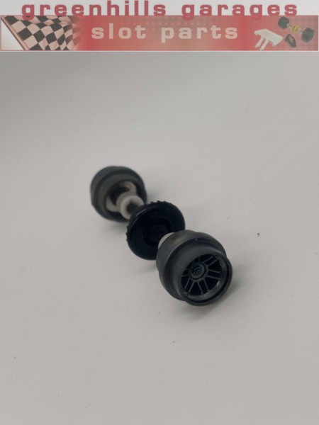 Greenhills Scalextric Renault R27 F1 C2780 C2781 Rear Axle & Wheels - Used - P10442