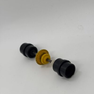 Greenhills Scalextric UOP / Shadow Black Rear Axle + Wheels - Used - P10459