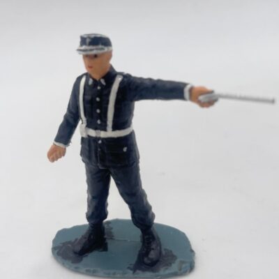 F1132 - Greenhills Gendarme Figure for Scalextric Carrera 1.32 Scale - NEW