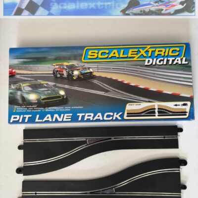Greenhills Scalextric Digital Pit Lane Track Right Hand C7015 - BOXED - MT856