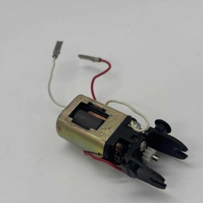 Greenhills Airfix MMRC E111 Engine + Axle Mount + Wiring + Connectors - Used - P10768