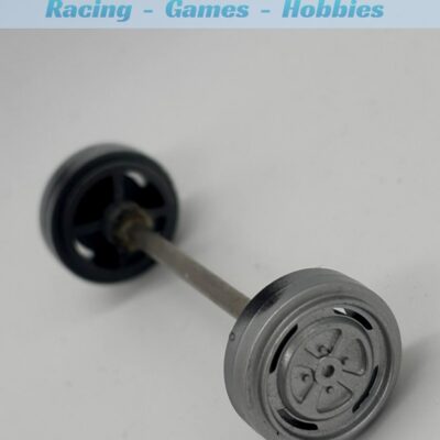 Greenhills Scalextric Lotus 7 Front Axle & Chrome Wheels - P10801
