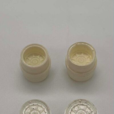 Greenhills Scalextric Benetton White Wheel Hubs x 4 - 2 x Front 2 x Rear - P11195