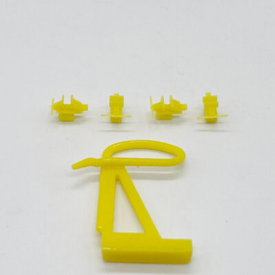 Greenhills Yellow Fuel Bracket & Hose + 4 x Vice's for Scalextric Pit Stop - NEW - GP67