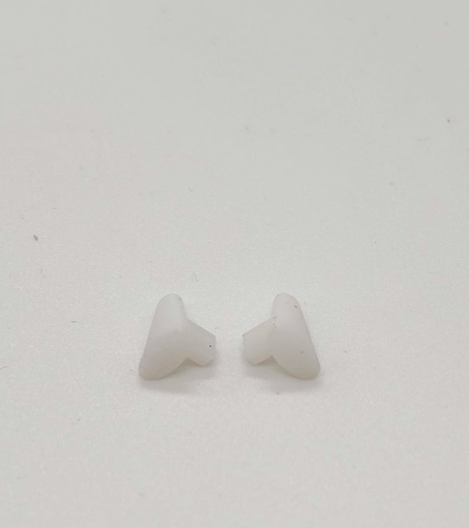 Greenhills White Wing Mirror Pair for Scalextric Porsche 911 GT1 - NEW - GP124 - Image 2